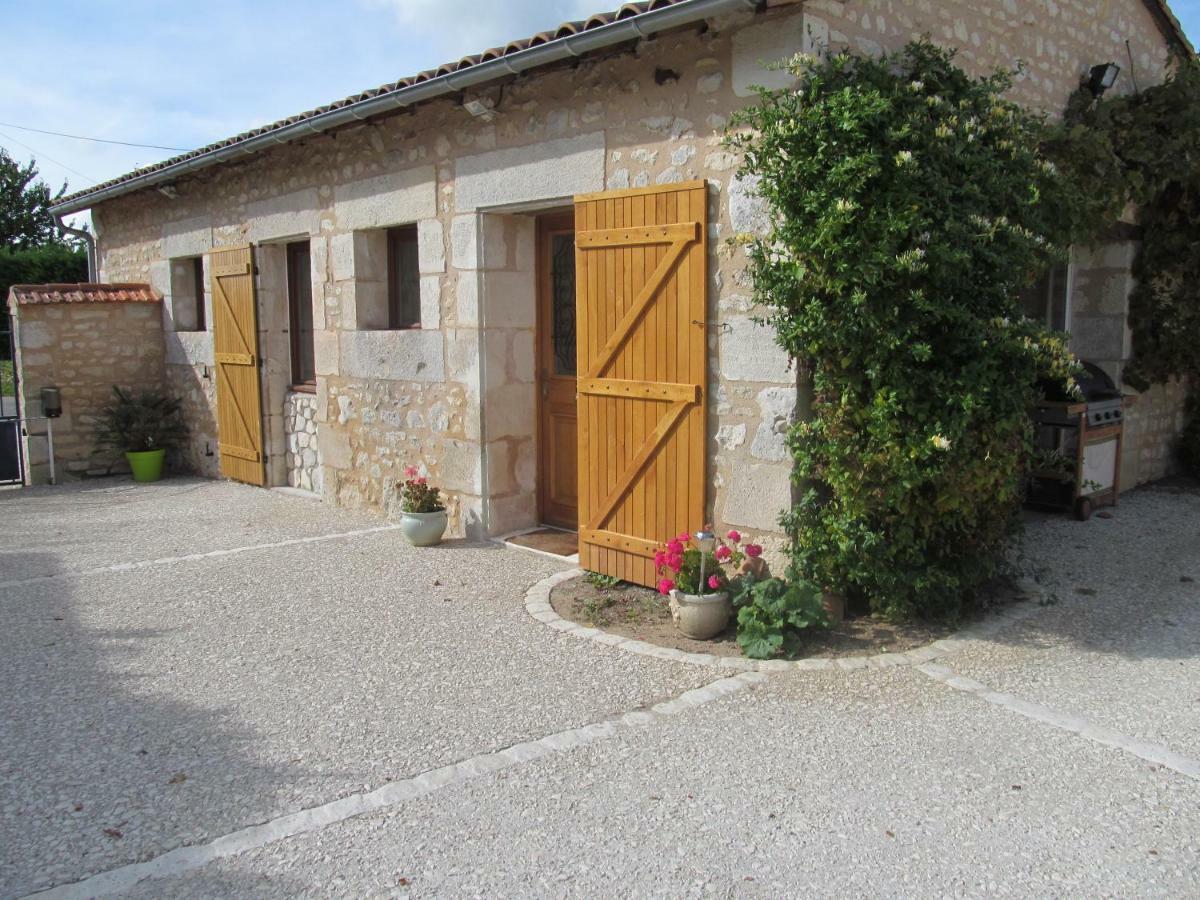 The Wild Seeds Chauvigny Exterior photo