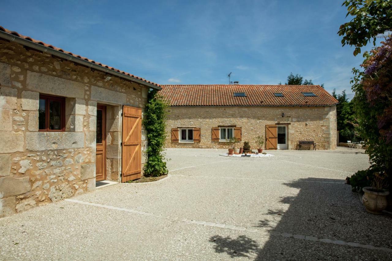 The Wild Seeds Chauvigny Exterior photo